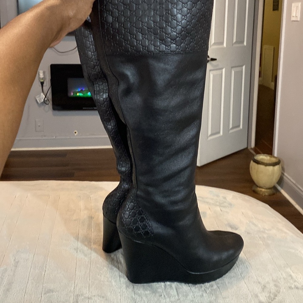 GUCCI Microguccissima Logo Black leather Boots